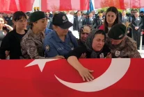 Şehit polis memuru Mustafa Karapınar memleketine uğurlandı